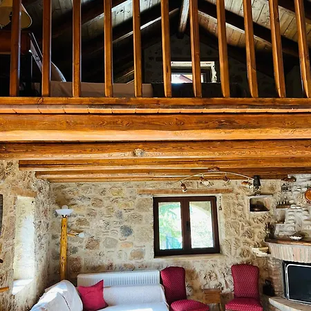 Fos Casa de Férias Feneos